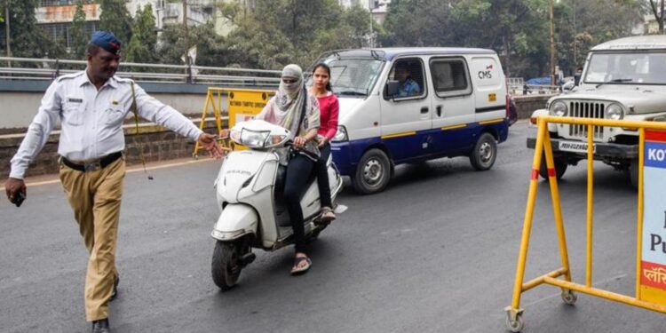 Karnataka Announces 50% Discount on Pending Traffic E-Challan Fines from August 23 to September 12 Karnataka Announces 50% Discount on Pending Traffic E-Challan Fines from August 23 to September 12