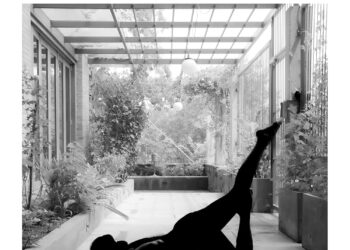 Empower Yourself with Sampoorna Yoga: Stretch, Strengthen and Shine