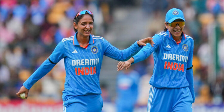 India vs South Africa Women’s World Cup 2025 Final: Rain Threat Looms as India Chase Maiden Title India vs South Africa Women’s World Cup 2025 Final: Rain Threat Looms as India Chase Maiden Title