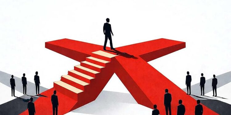 THE UNSCRIPTED LEADER: LEADERS CREATE THEIR OWN PLAYBOOKS